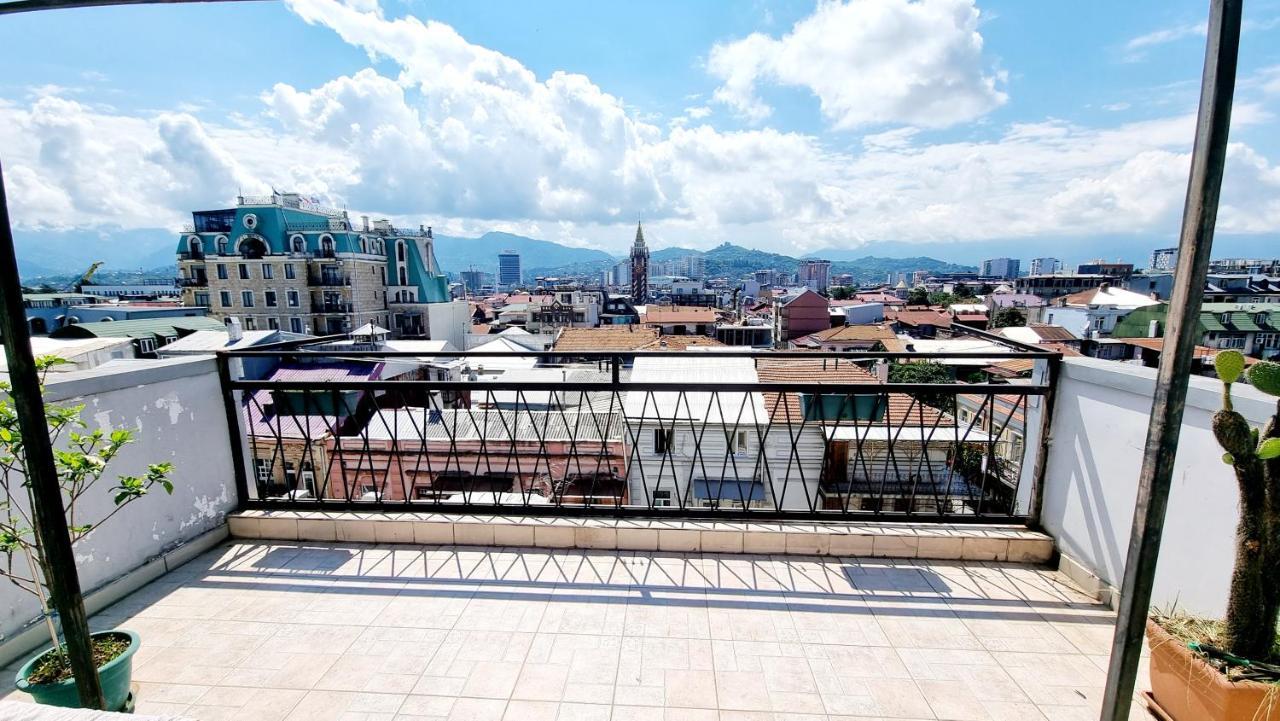 Old Batumi Mgzavrebi Apartments Экстерьер фото