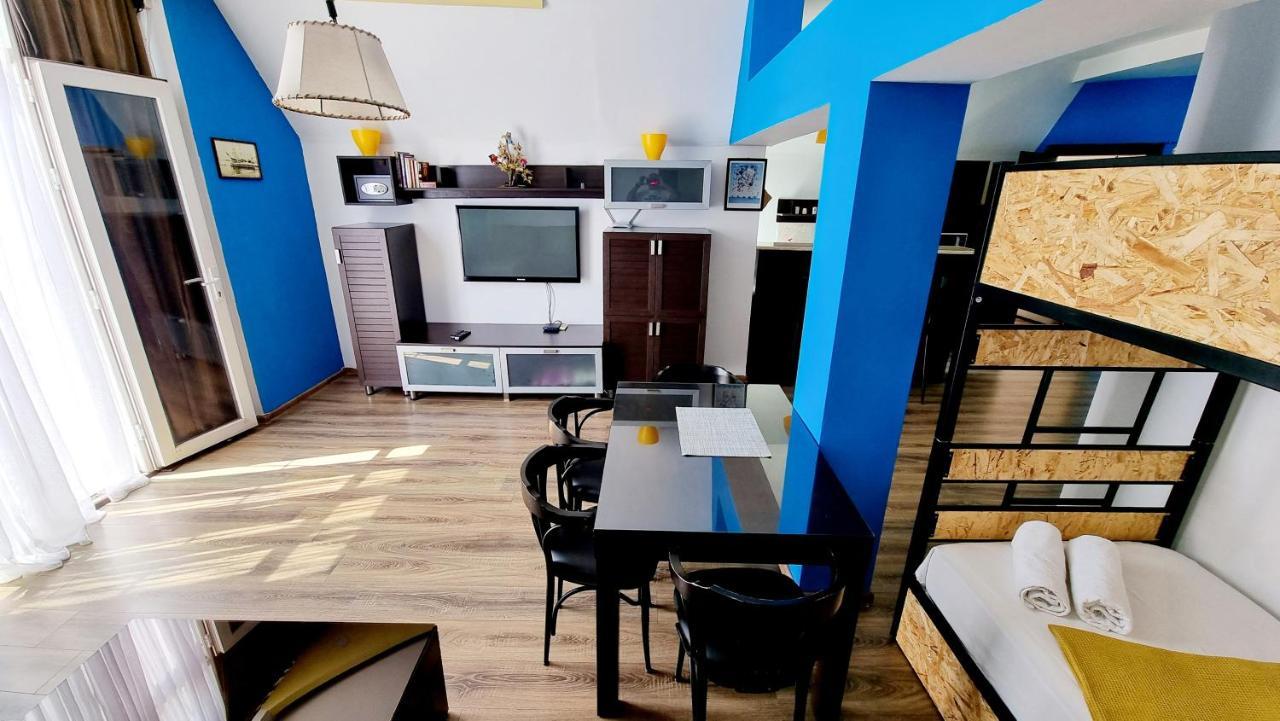 Old Batumi Mgzavrebi Apartments Экстерьер фото